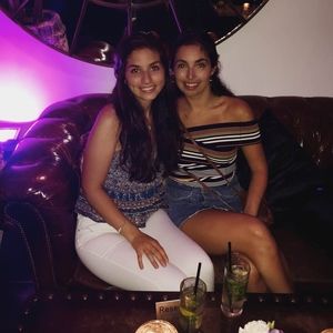 Meet your Posher, Caroline